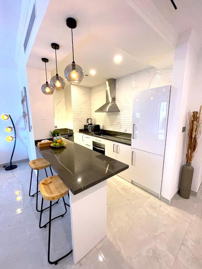 Awesome 1Br In Dubai Marina Apartment Luaran gambar